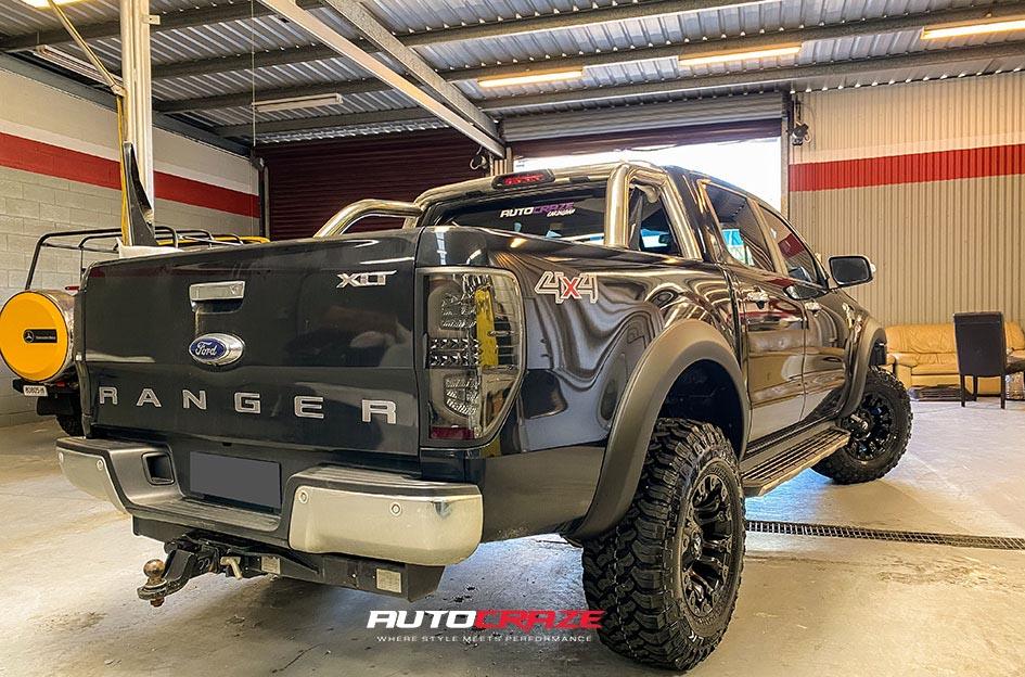 FORD-RANGER-VAPOR-MATTE-BLACK